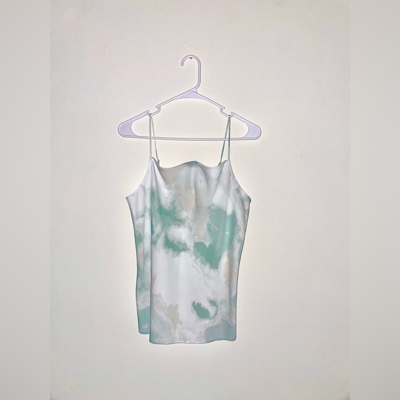 Nine West cowl neck flowy blue & white marble tank top size S - Picture 2 of 4